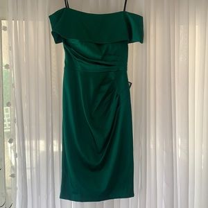 Betsy and Adam Size 6 Emerald Green Dress